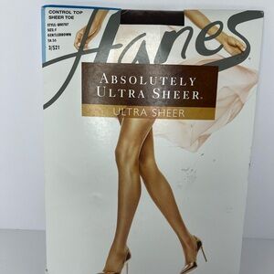 Hanes hosiery packaging in brown and tan size F